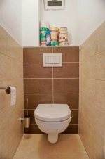 samostatné WC
