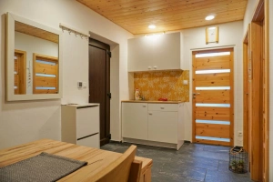 kuchyně s jídelním koutem