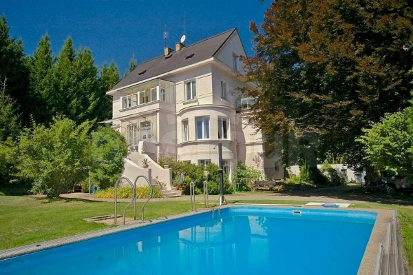 vila Planá nad Lužnicí