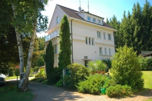 vila Planá nad Lužnicí nabízí pronájem pro max. 12 osob