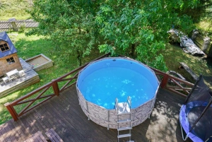 bazén a trampolína