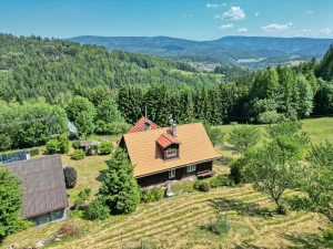 krásné výhledy na beskydské panorama od chalupy Hutisko-Solanec