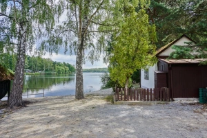chata Staňkov leží přímo u Staňkovského rybníku