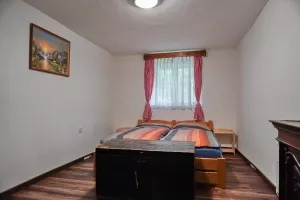ložnice s dvojlůžkem