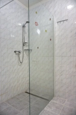 přízemí - apartmán č. 1 - koupelna