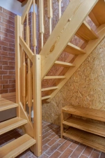 přízemí - apartmán č. 2 - schodiště
