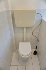 samostatné WC