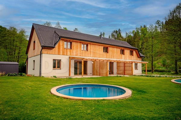 chalupa Jindřichov - zapuštěný bazén (Ø 3,6 m, hloubka 1,1 m)