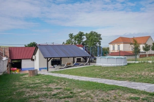 oplocená zahrada chalupy Hýsly