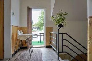 vchod na balkon