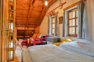 menší apartmán v podkroví - dvojlůžko