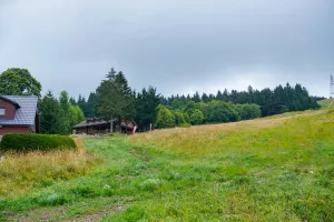 pohled na srub Čenkovice ze sjezdovky