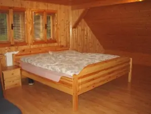Ložnice se manželskou postelí a rozkl. gaučem pro 2 osoby
