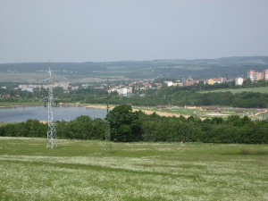 2 km od chaty se nachází vodní nádrž s tobogánem - ideální ke koupání