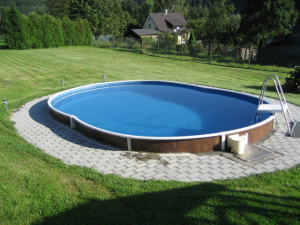 Bazén (5,7 x 3,7 x 1,2 m)