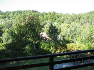 Výhled z balkonu chaty Louka