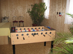 V klubu penzionu je možno využít kulečník, stolní fotbal a šipky