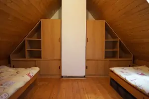 2-lůžková ložnice v podkroví
