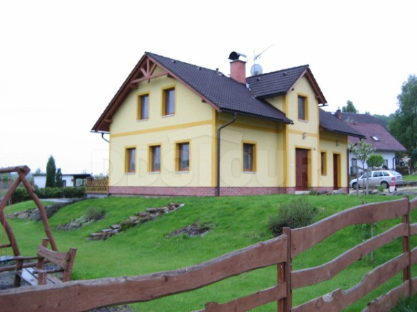 Chalupa Hrubá Skála - Rokytnice nabízí nadstandardní ubytování pro 8 osob