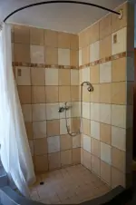podkrovní pokojík - sprchový kout