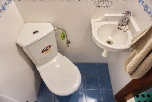 samostatné WC v podkroví