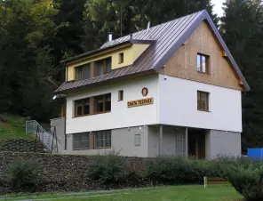 chata Nové Hrady nabízí pěkné ubytování pro 8 osob