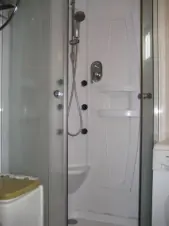 Sprchový kout v koupelně