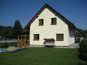 rekreační dům Bělá pod Pradědem - Adlolfovice je novostavou z roku 2011
