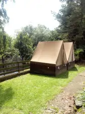 děti mohou využít táborových stanů